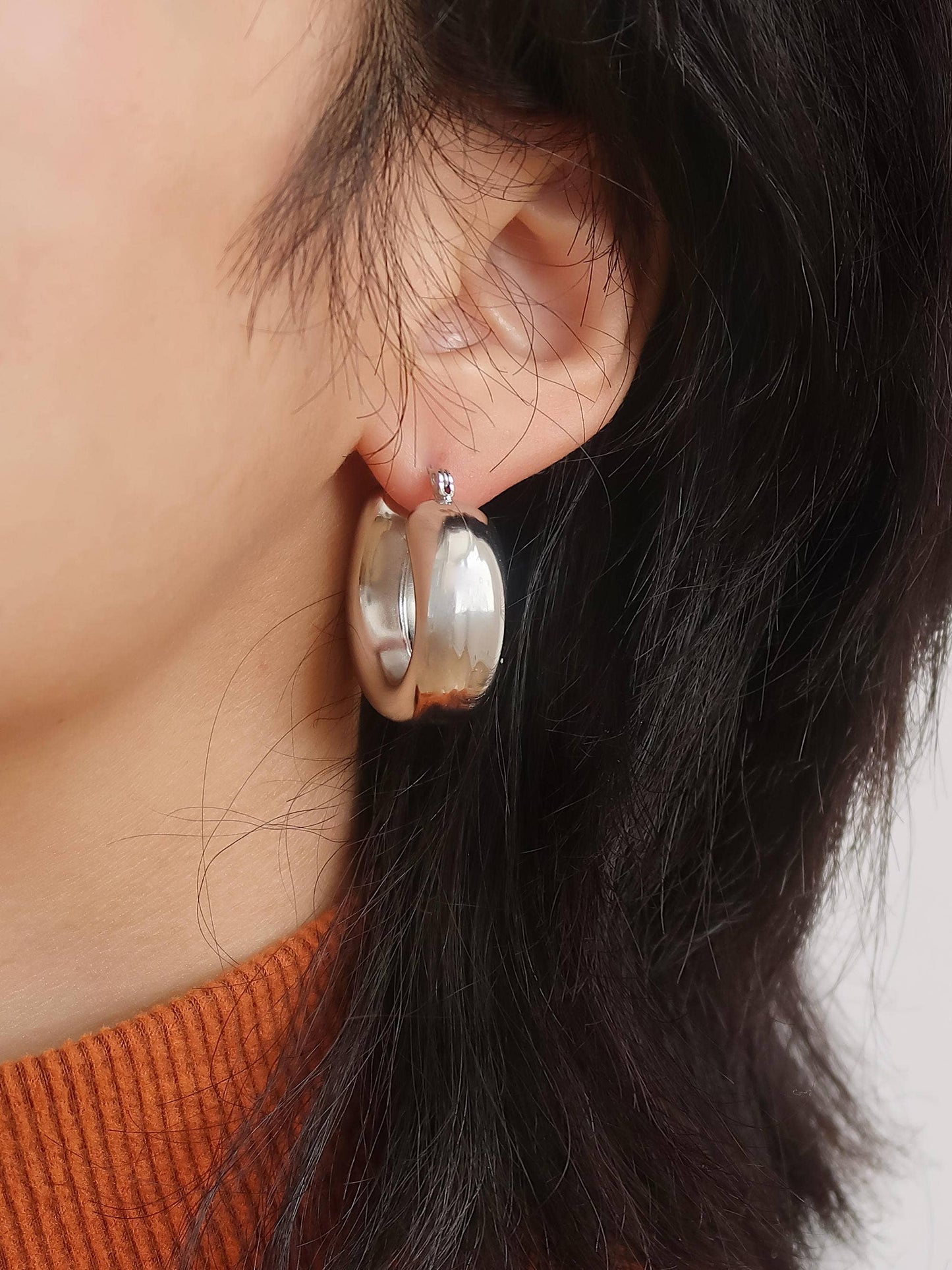 Hunter Hoop Earring
