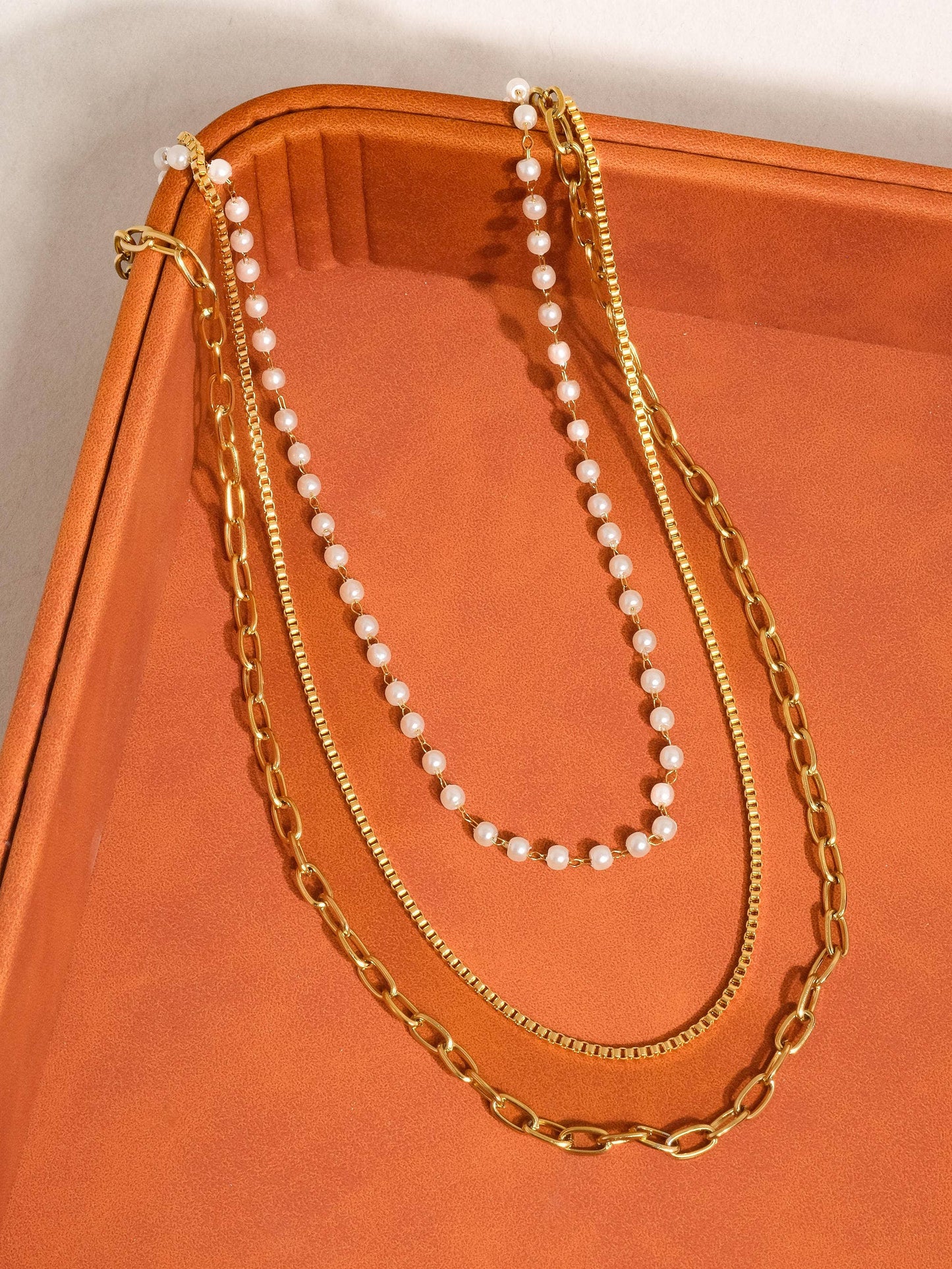 Cadeaux Pearl Necklace