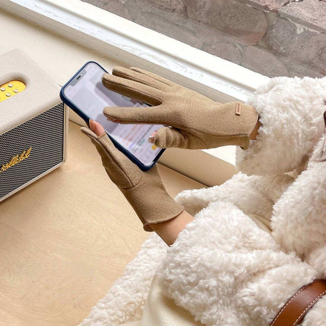 Women's Touch Screen Gloves