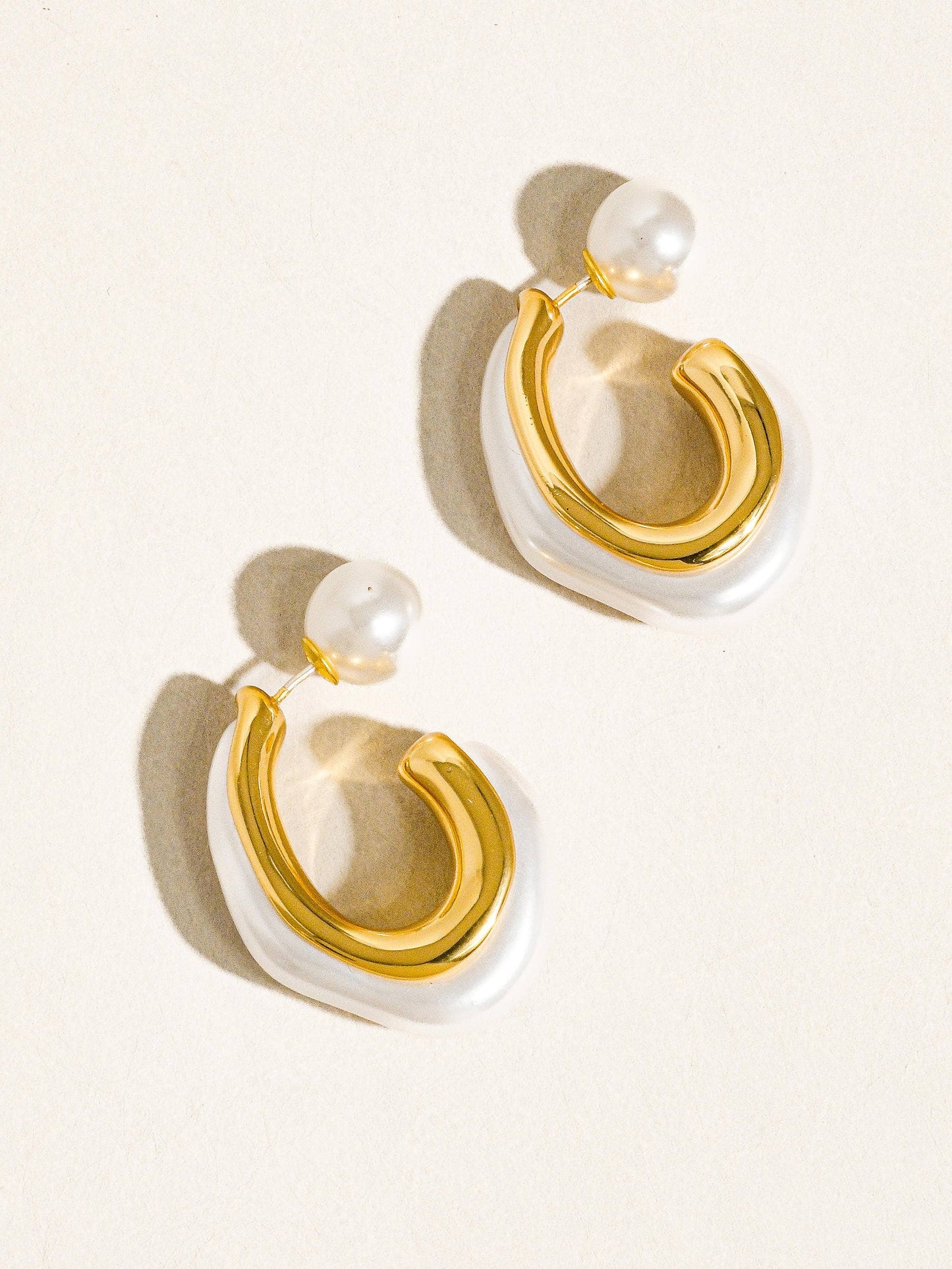 Kinsley Pearl Hoops