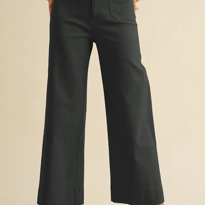 Patch Pocket Wide Leg Cropped Pants