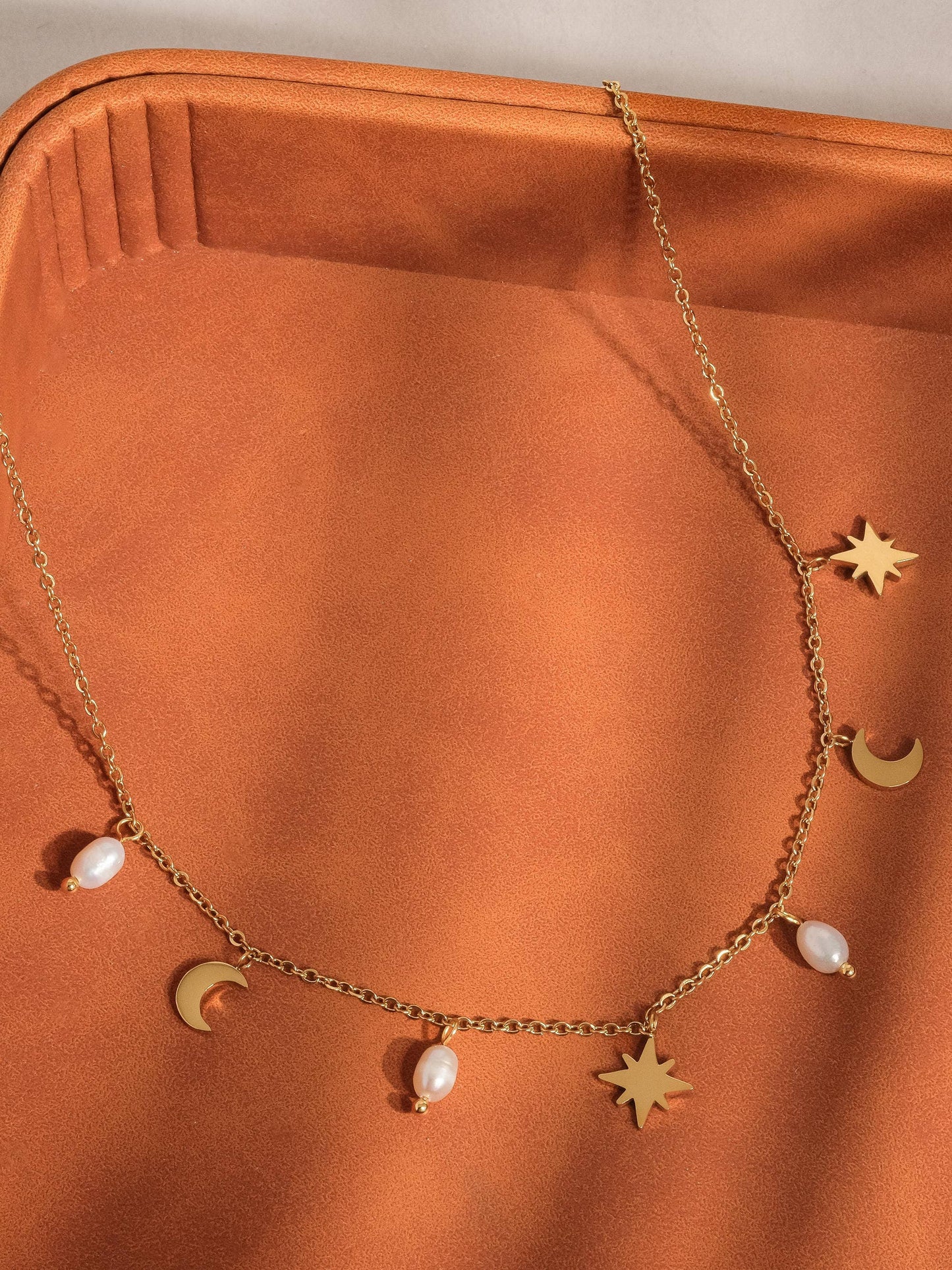 Amaury Moon Choker