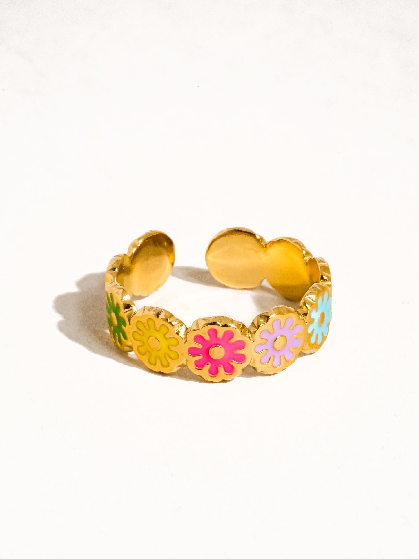 18k Gold Floral Patterned Ring