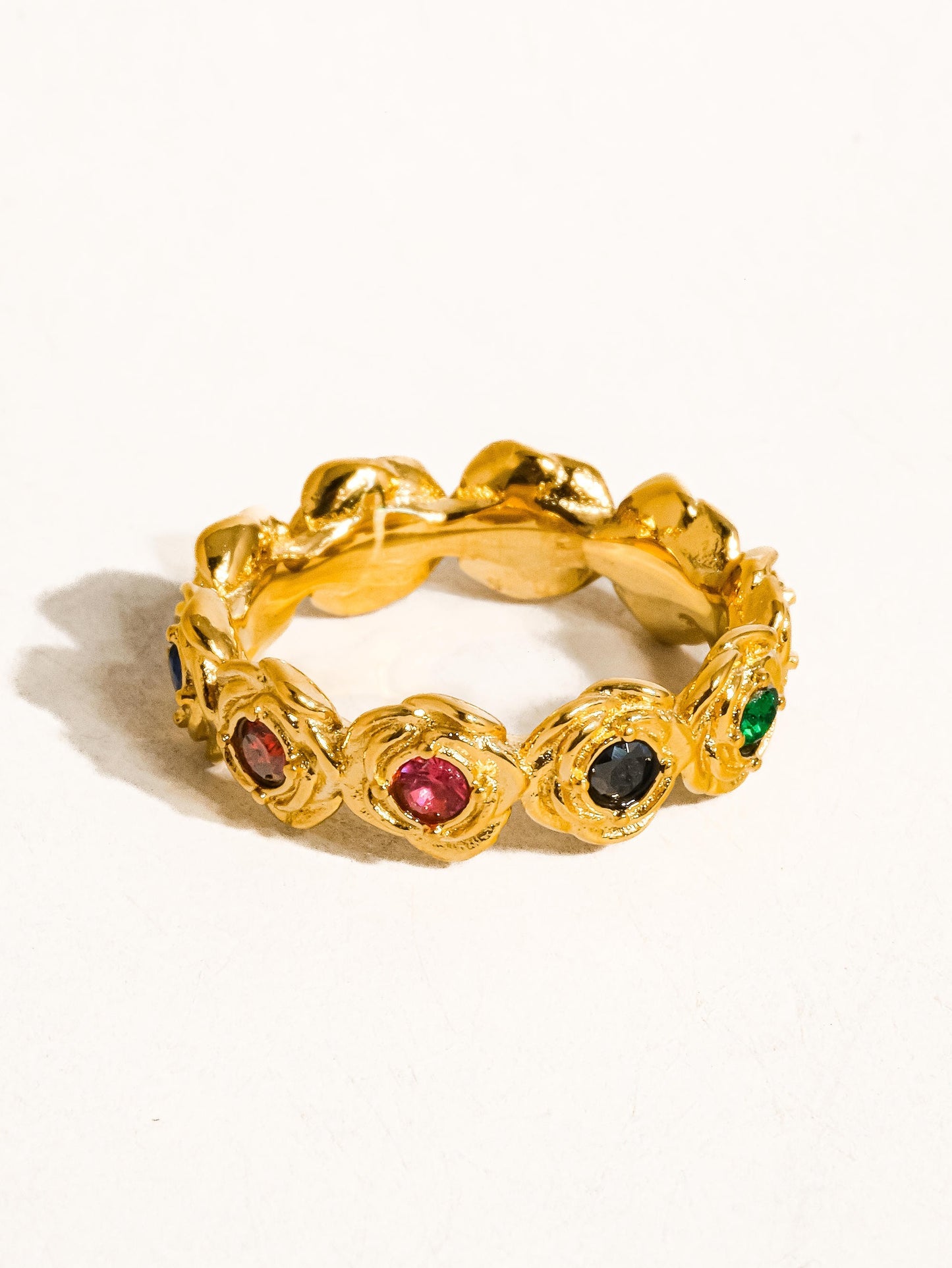 18k Gold Multi Stone Vintage Ring