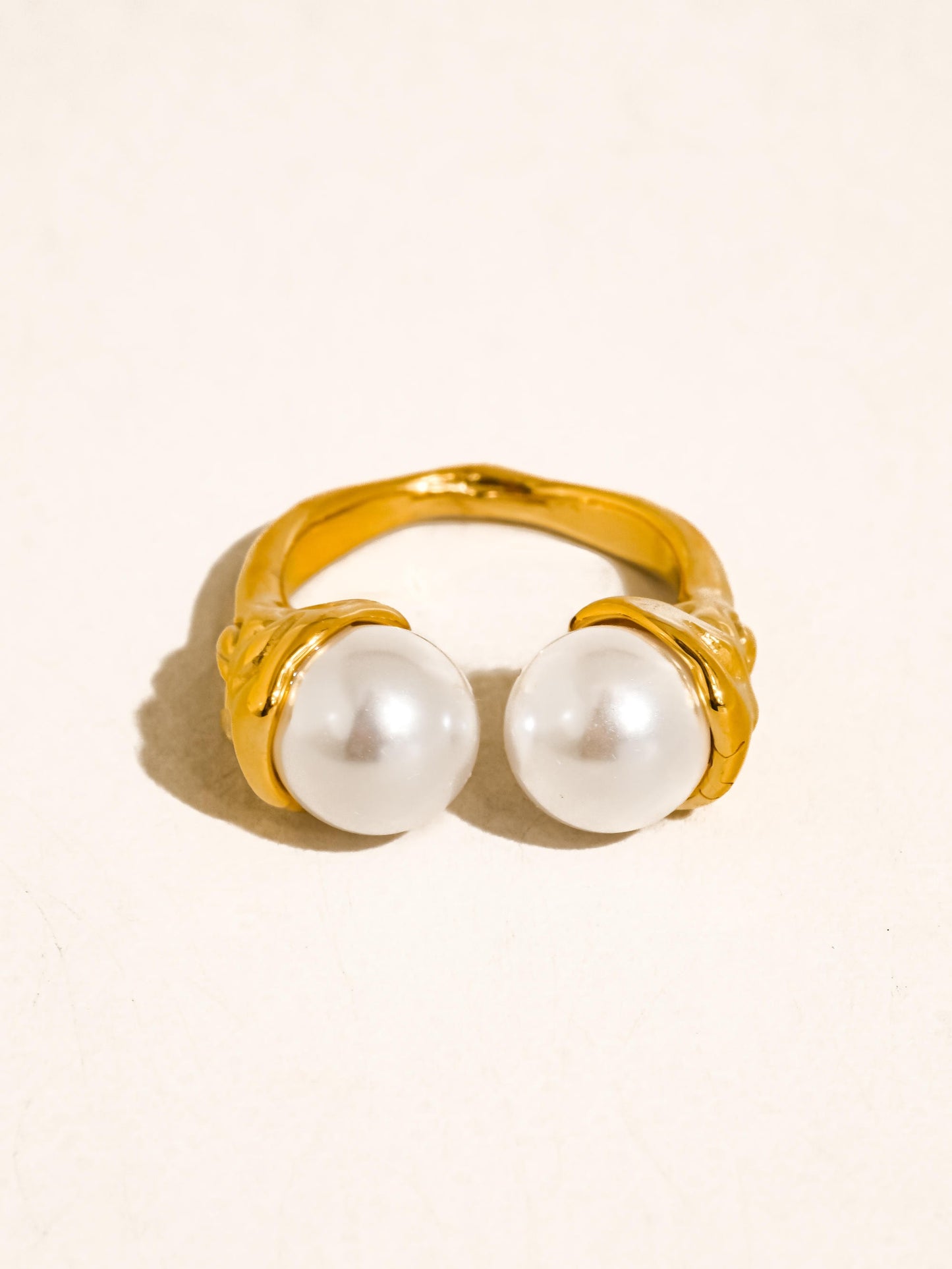 18k Gold Pearl Ring