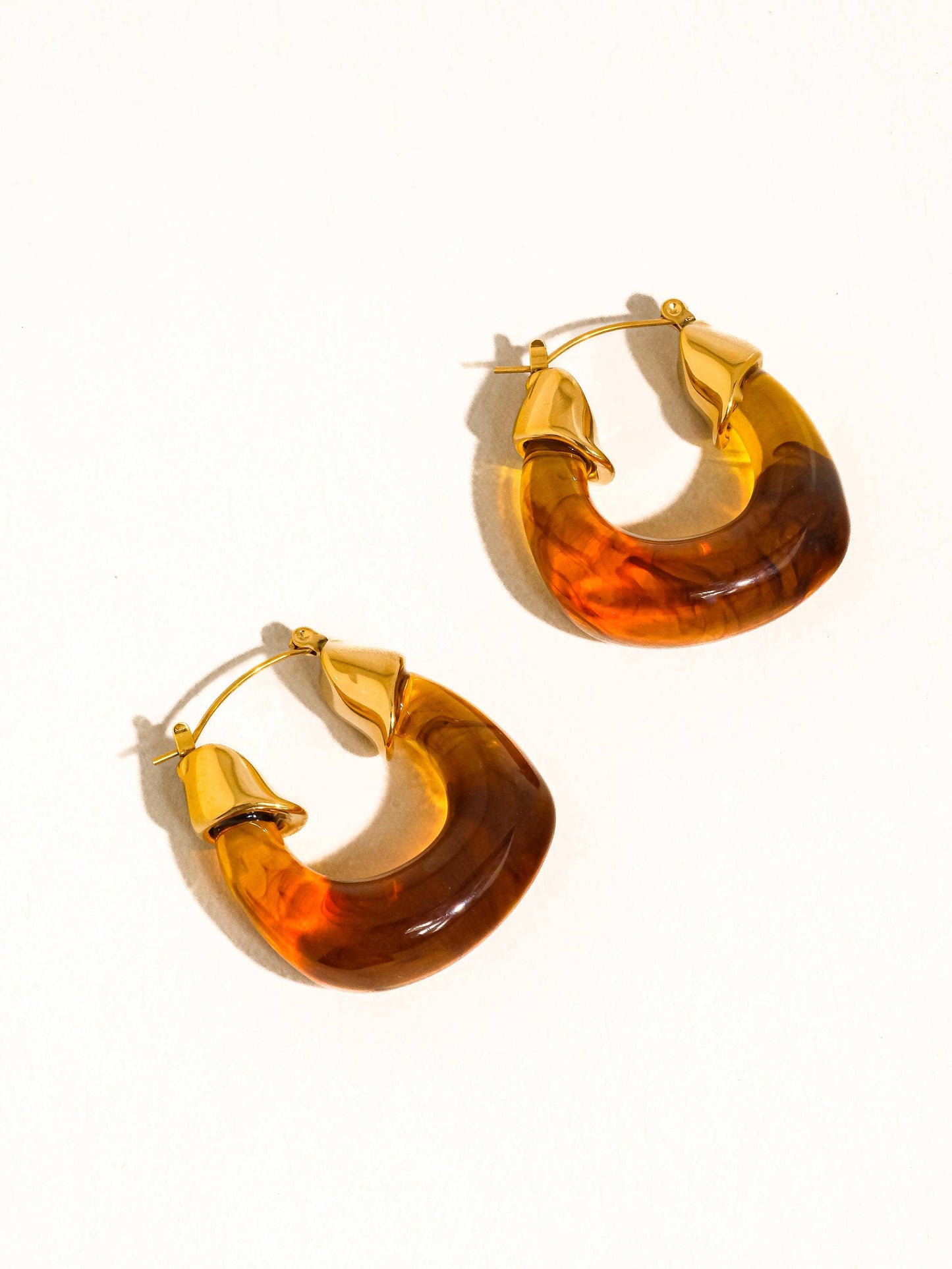 Arlowe Resin Hoops