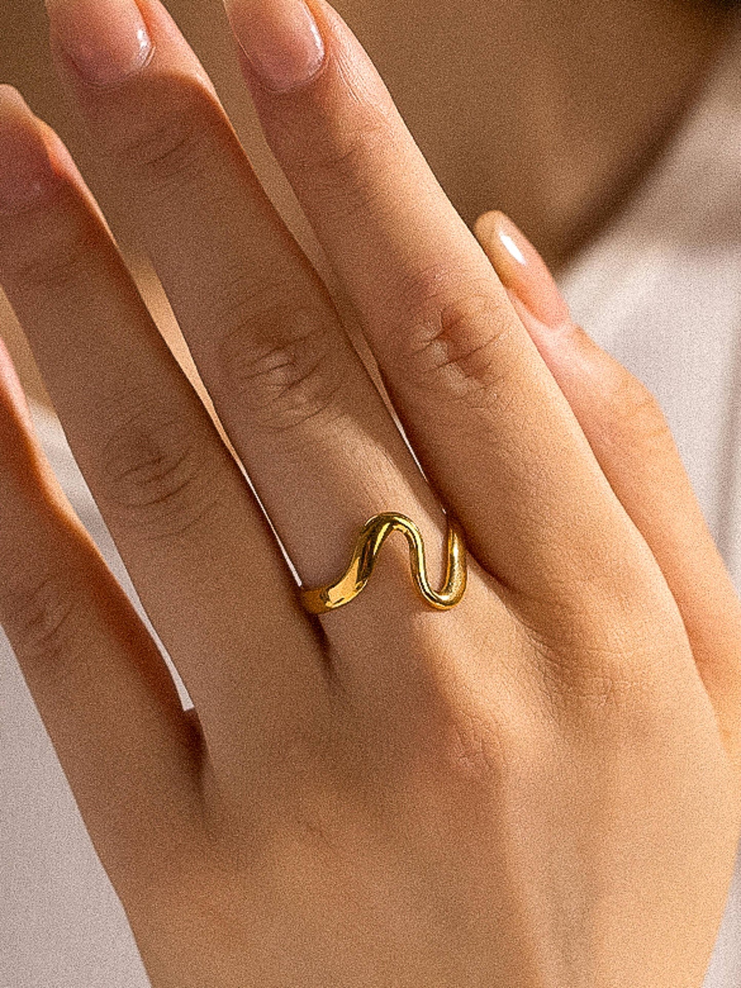 Arther Thin Ring