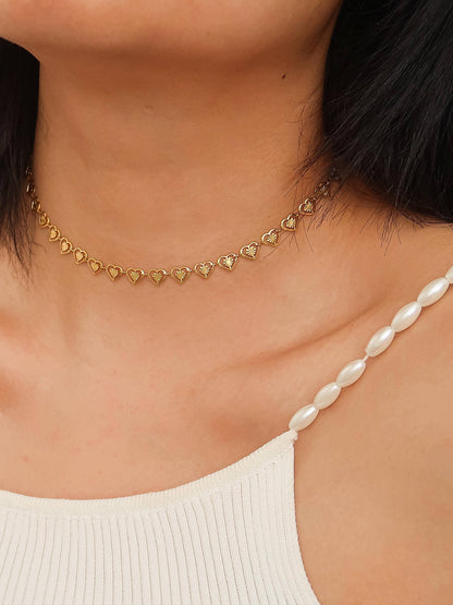 Agathe Heart Choker
