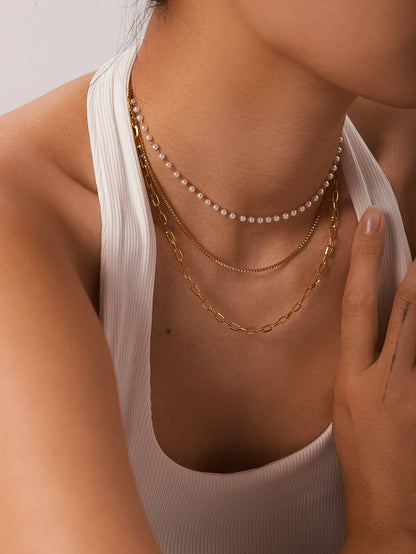 Cadeaux Pearl Necklace
