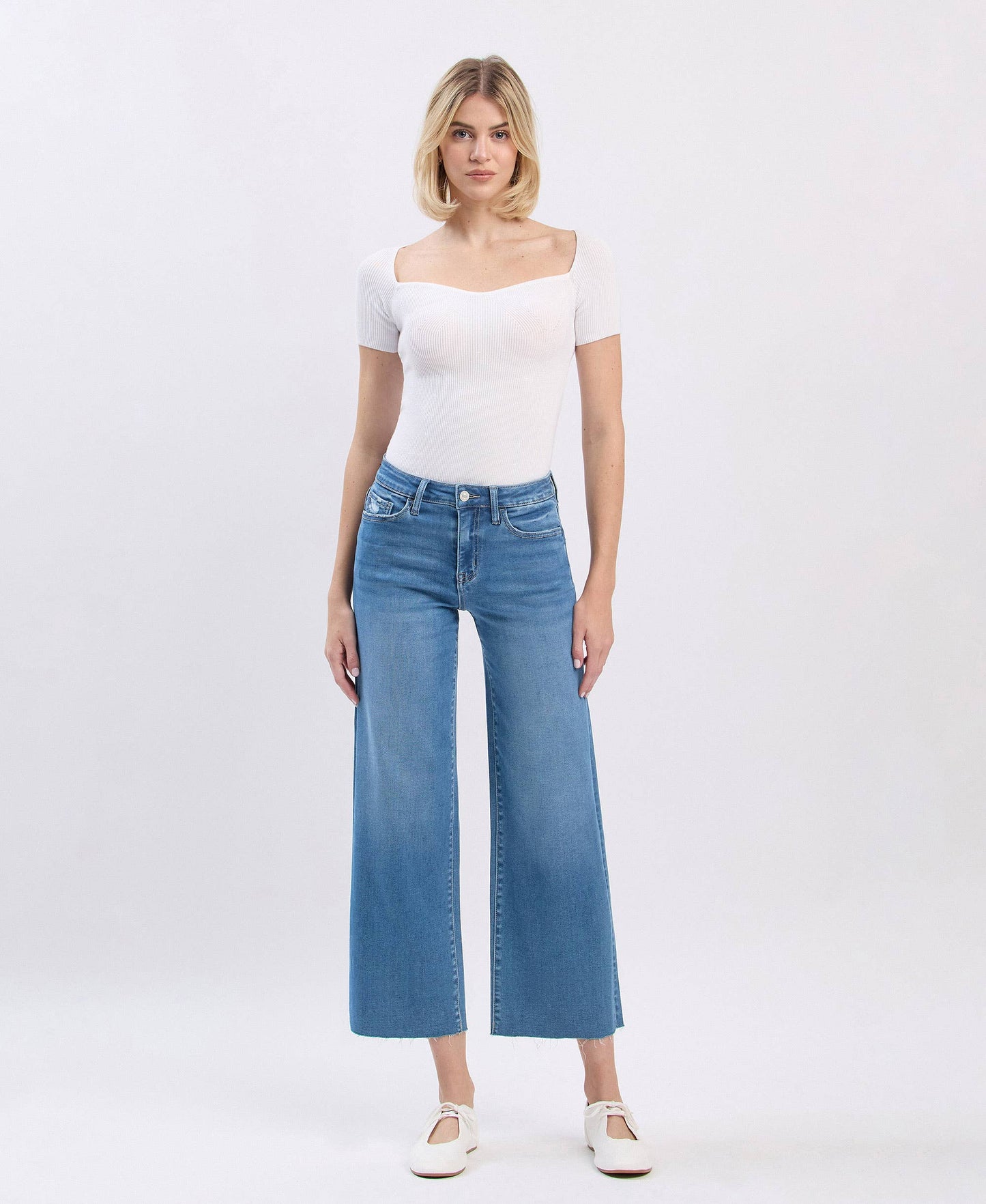 Aileeah Slim Wide Jeans