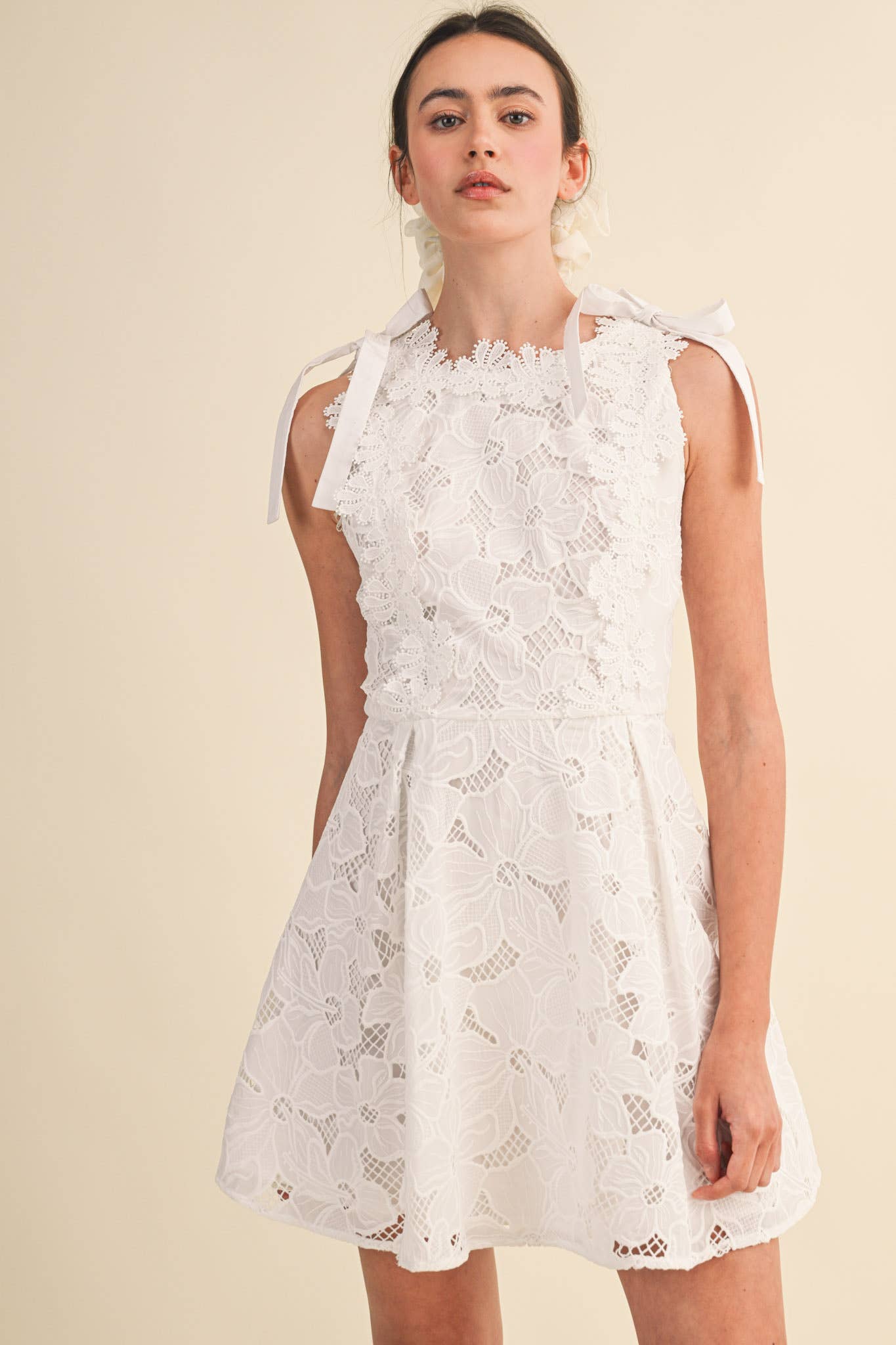 FLORAL CROCHET