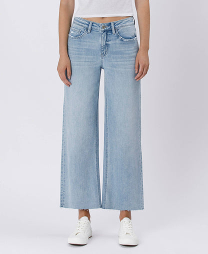 HIGH RISE LIGHT WASH RAW HEM WIDE LEG