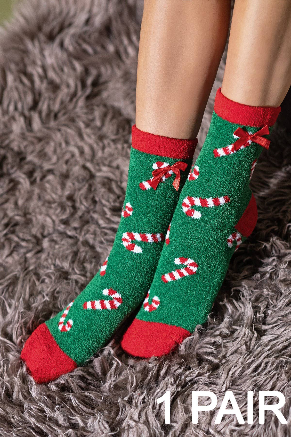 4 Pairs - Festive Holiday Pattern Fuzzy Socks Set