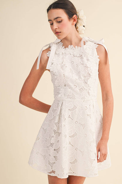 FLORAL CROCHET
