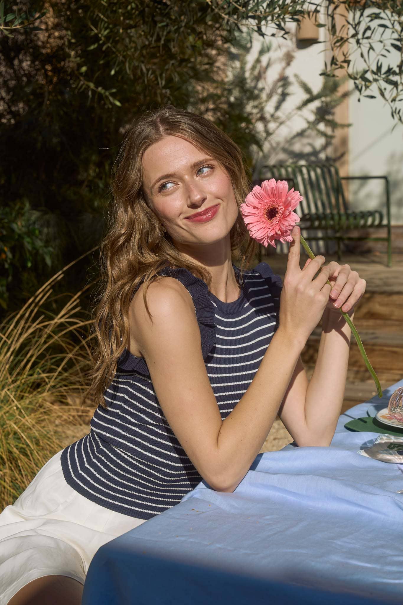 STRIPE RUFFLE TRIM SLEEVELESS PULLOVER SWEATER