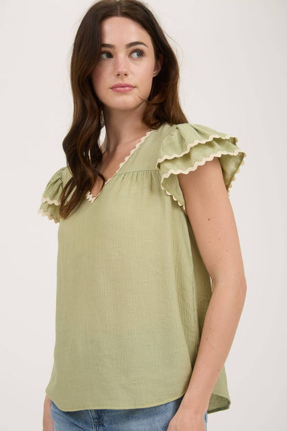 WAVY TRIM RUFFLE SLEEVE TOP