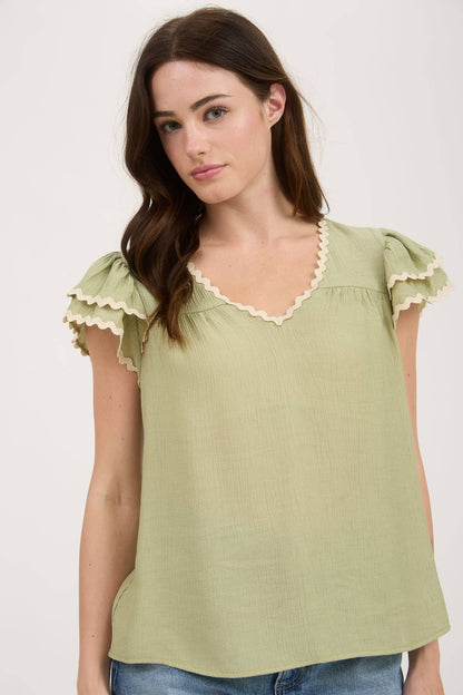 WAVY TRIM RUFFLE SLEEVE TOP