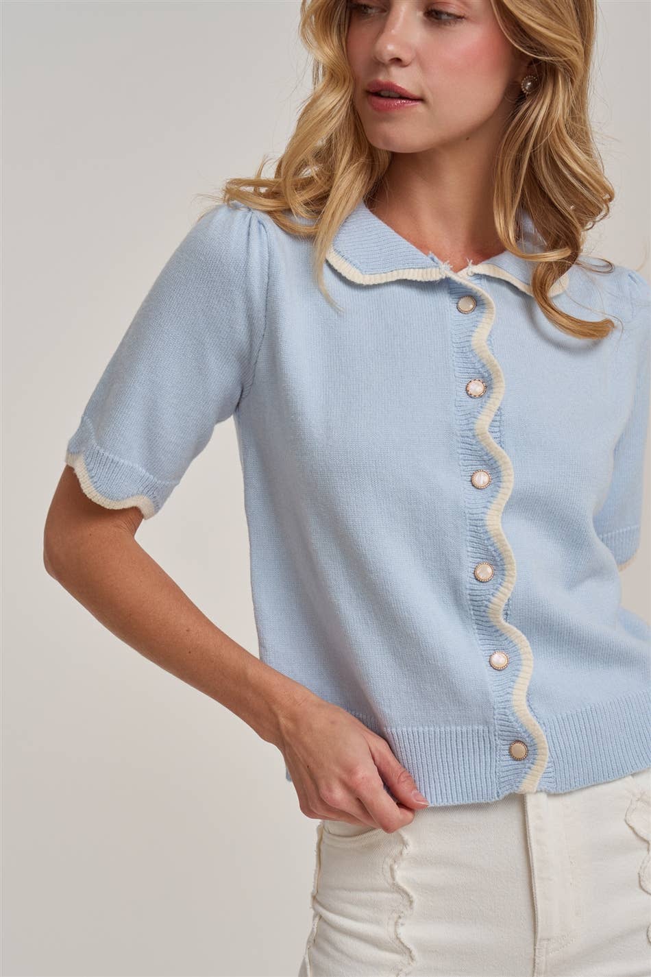 Scalloped Button Top