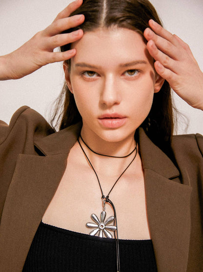 Daisy Pendant Necklace