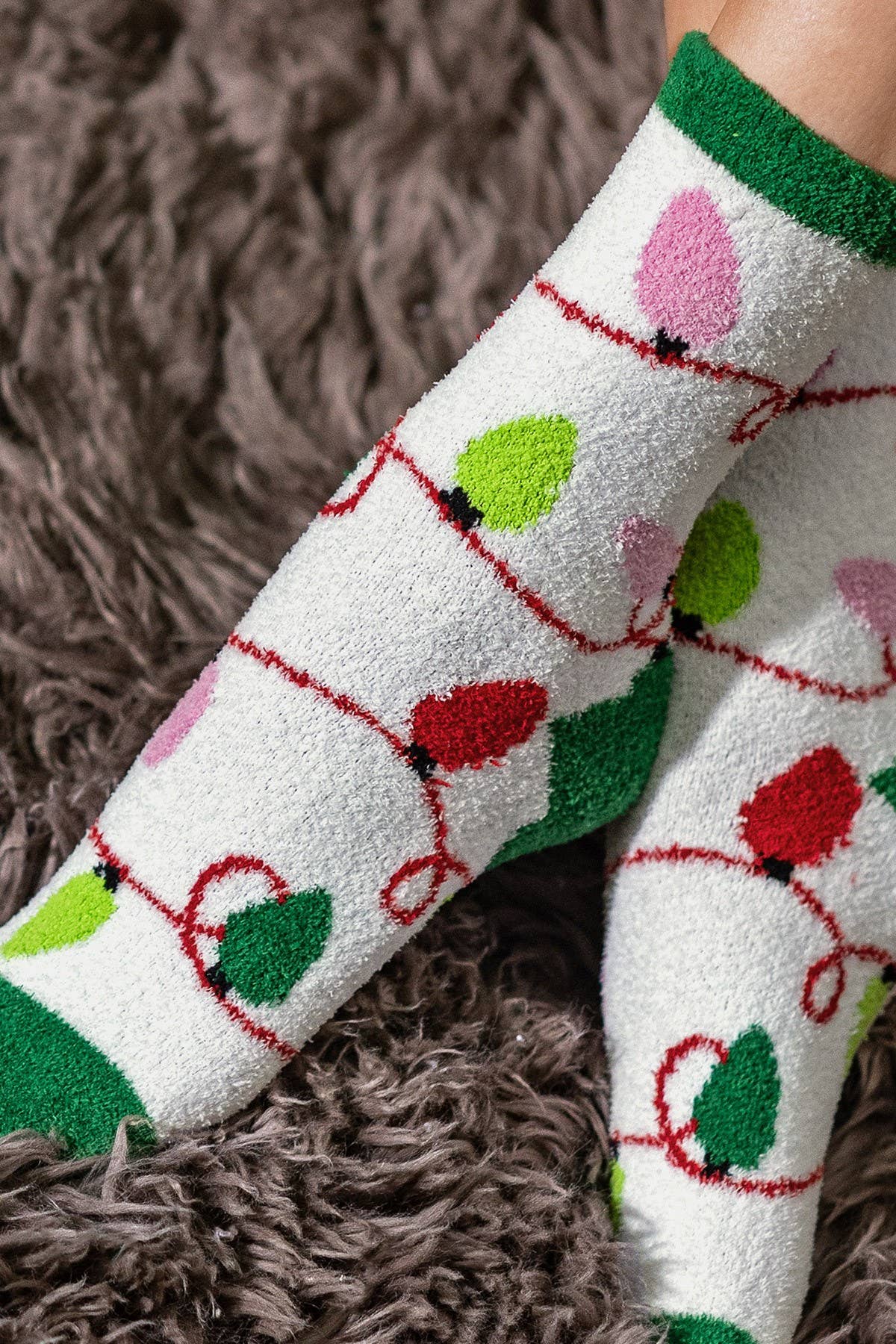 4 Pairs - Festive Holiday Pattern Fuzzy Socks Set