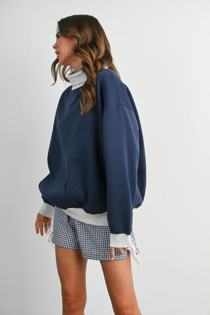 Cozy Contrast Turtleneck Sweatshirt-BMT8577