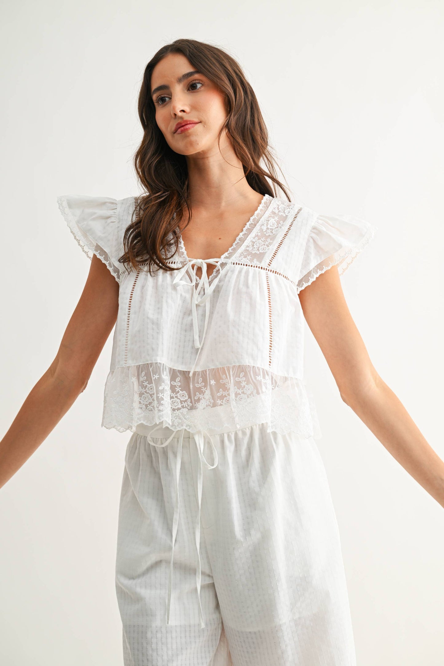 CST10128J LACE-TRIMMED BLOUSE