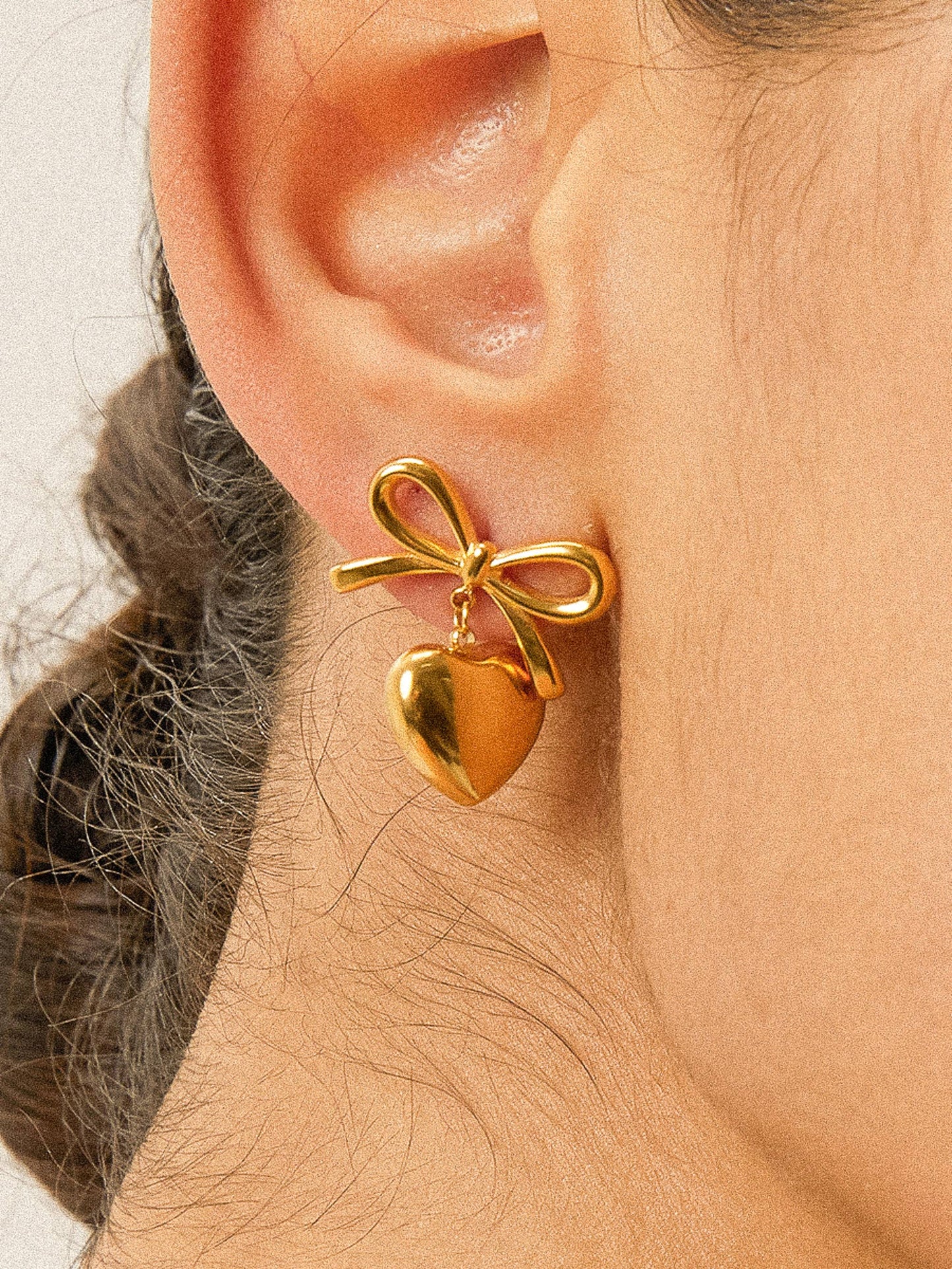 Melody Bow Heart Studs