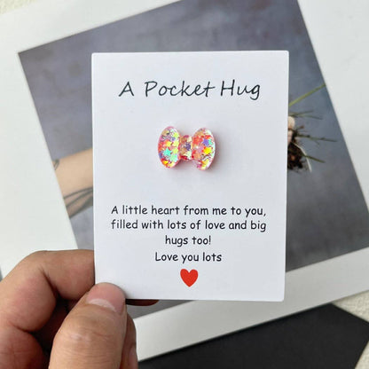 Shimmering Pocket Hug