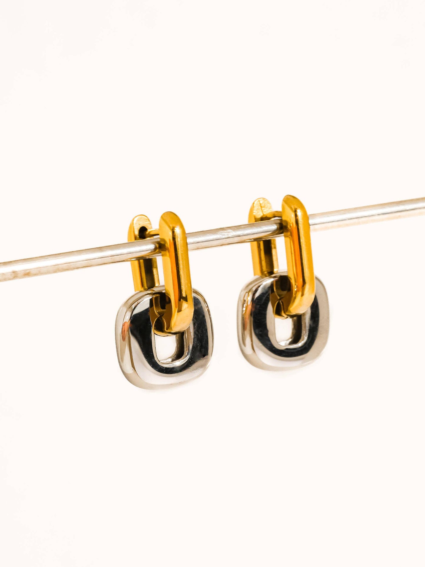 Arliss Link Earrings