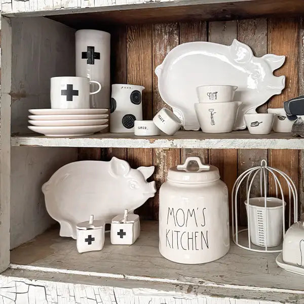 Set of Two Piglet Plates