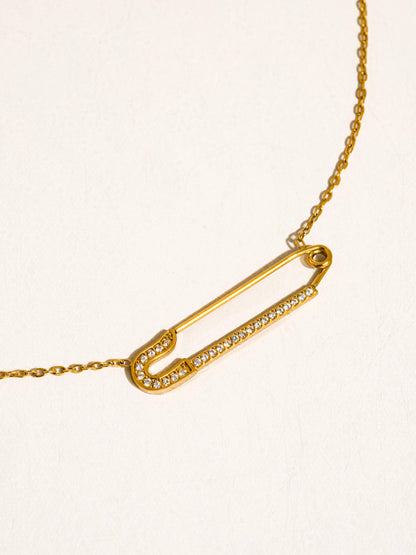 Lyselle Bar Necklace