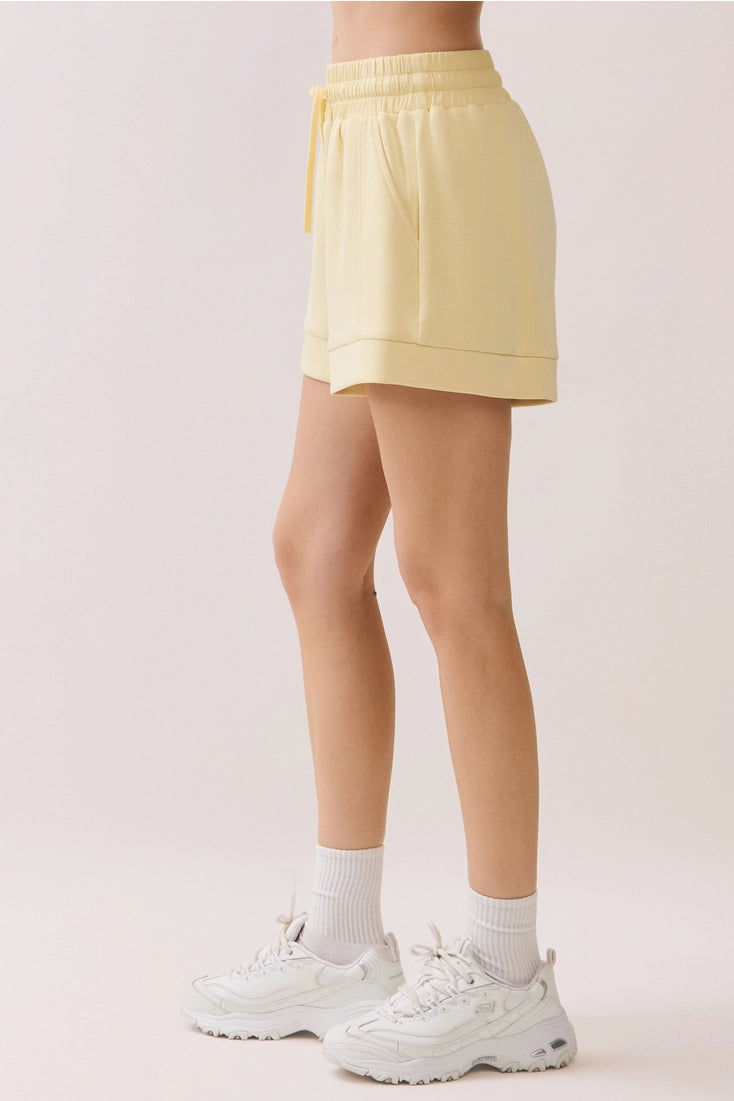Drawstring Cuffed Hem Side Pockets Shorts