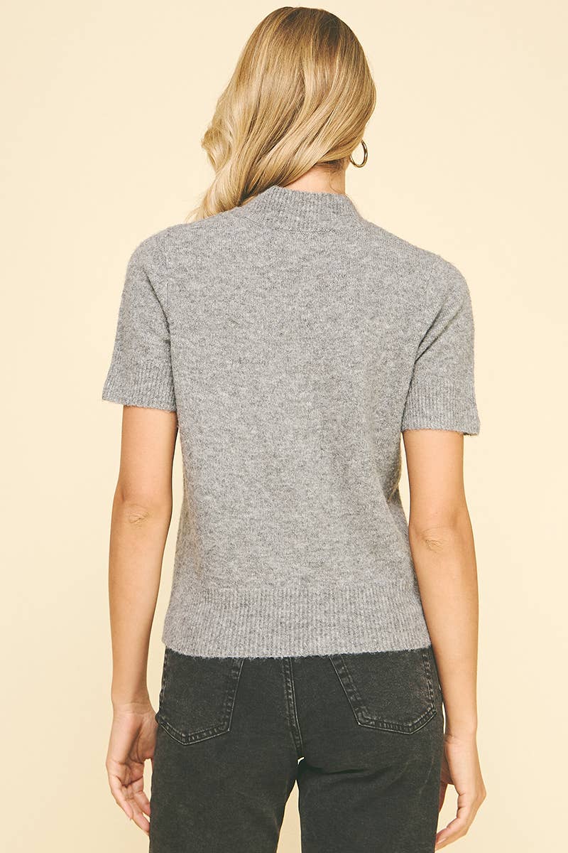 SOFT YARN SHORT SLEEVE SWEATER TOP