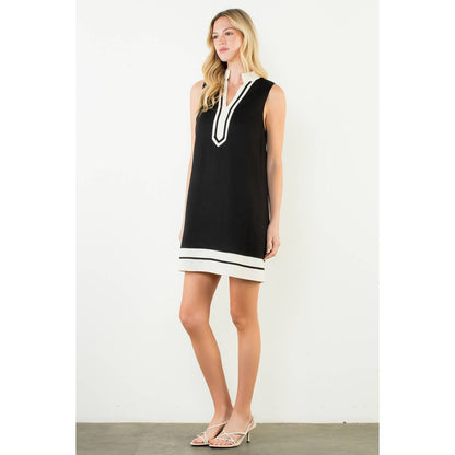 Sleeveless Split Neck Contrast Trim Dress
