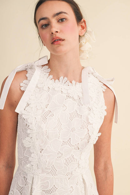 FLORAL CROCHET