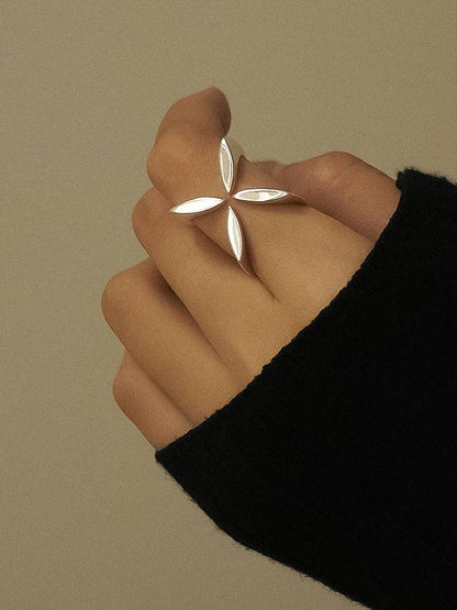 Peliah Cross Ring