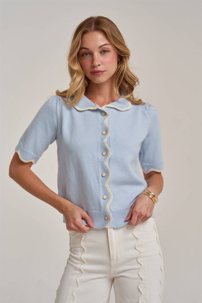 Scalloped Button Top