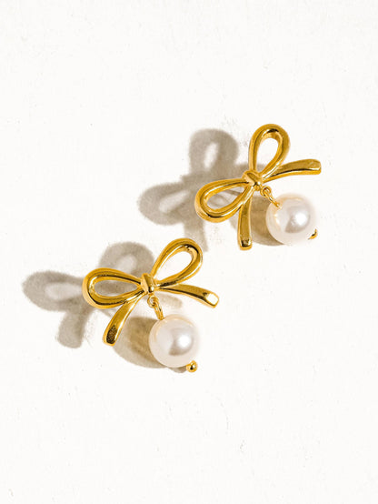 Aleah Bow Pearl Earring