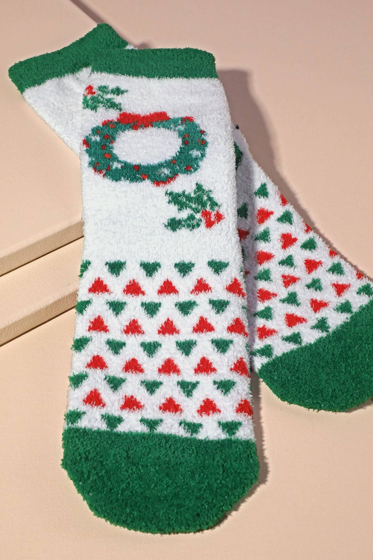 4 Pairs - Festive Holiday Pattern Fuzzy Socks Set