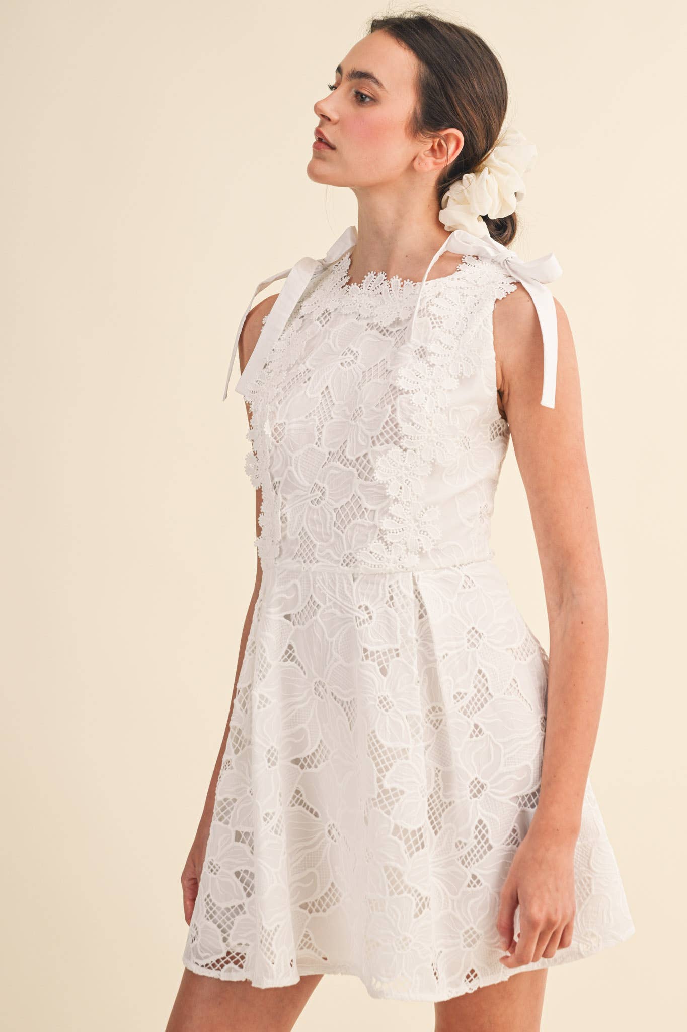 FLORAL CROCHET