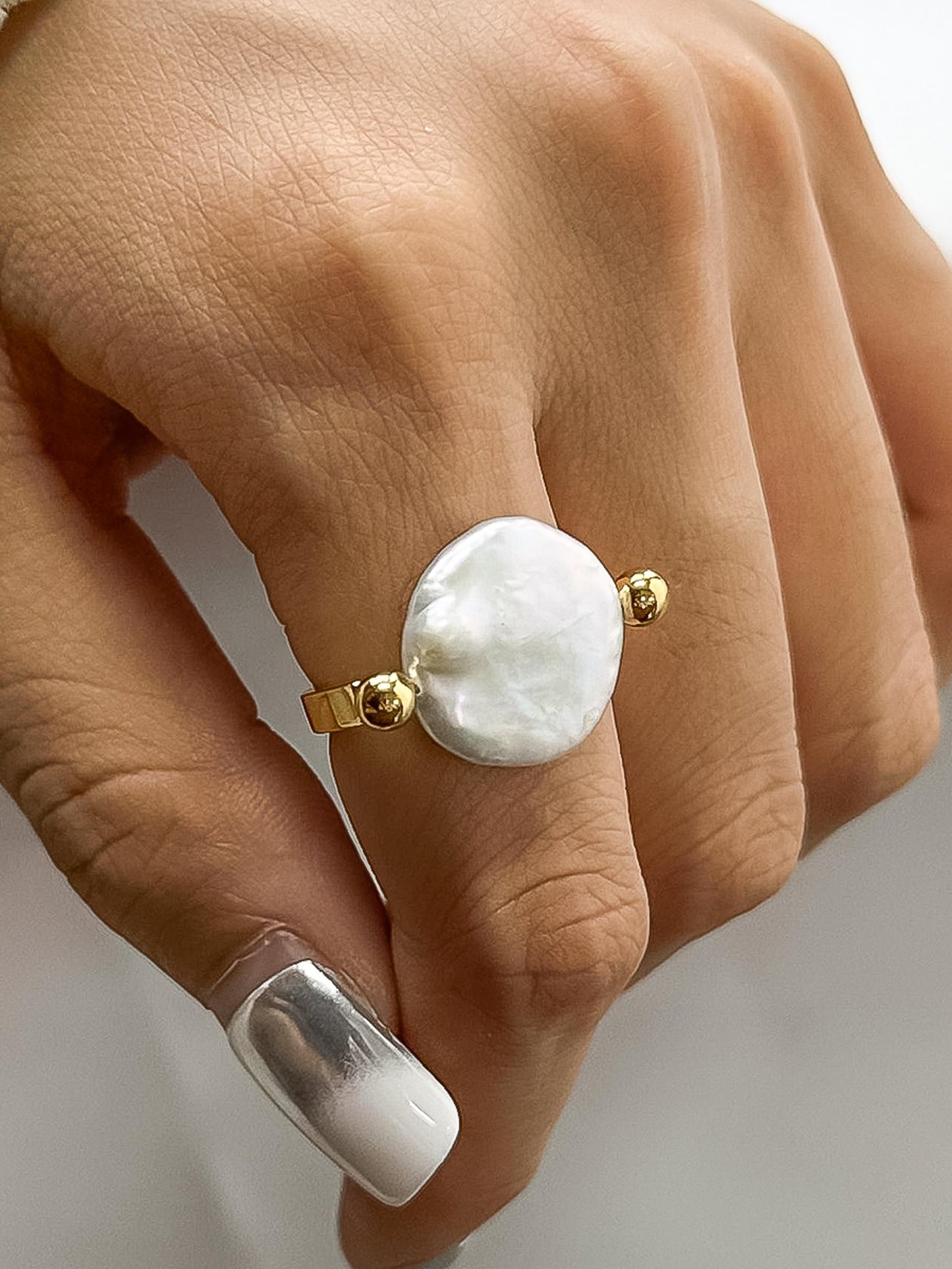18k Gold Baroque Pearl Ring