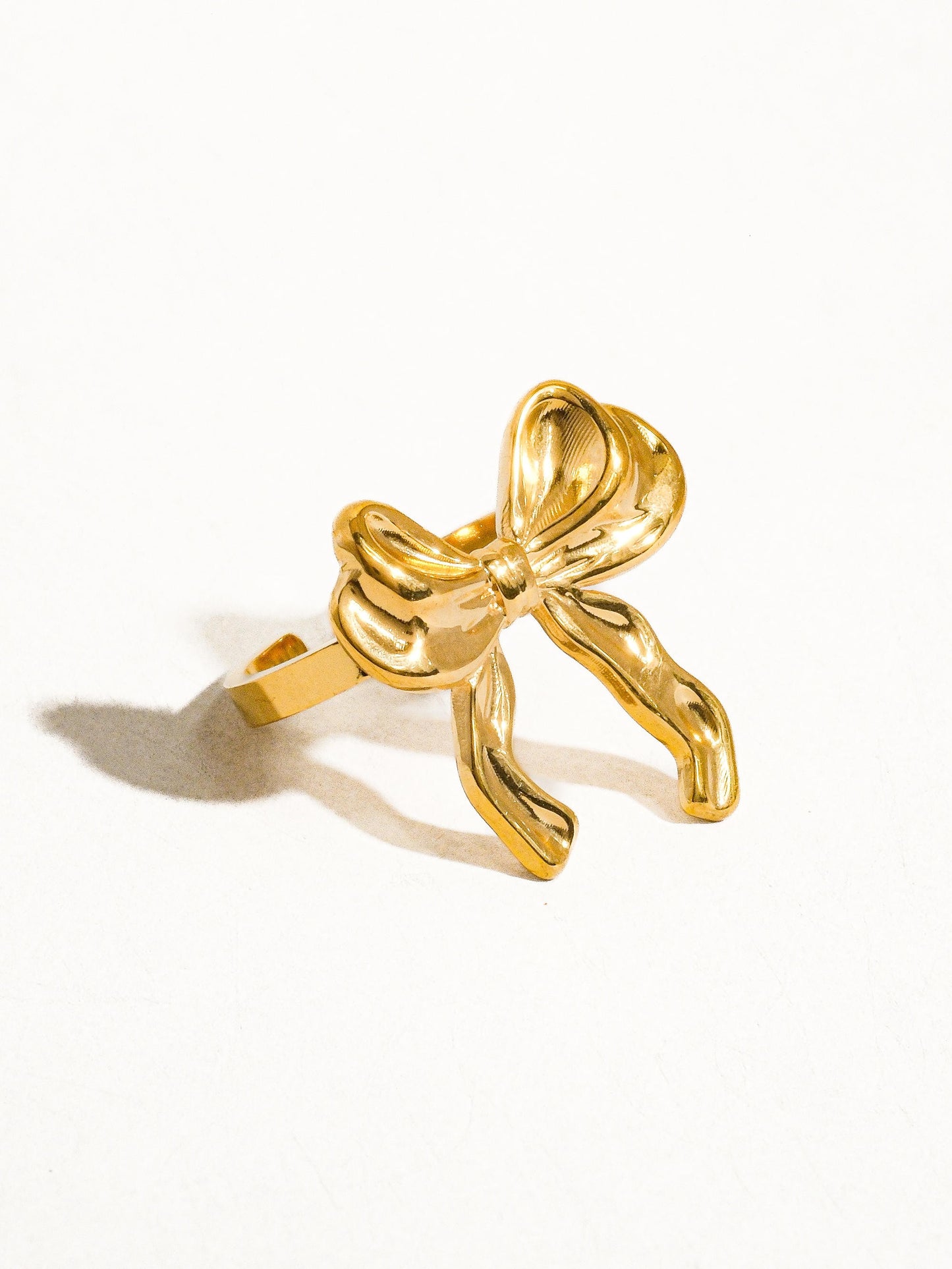 18k Gold Bow Adjustable Ring
