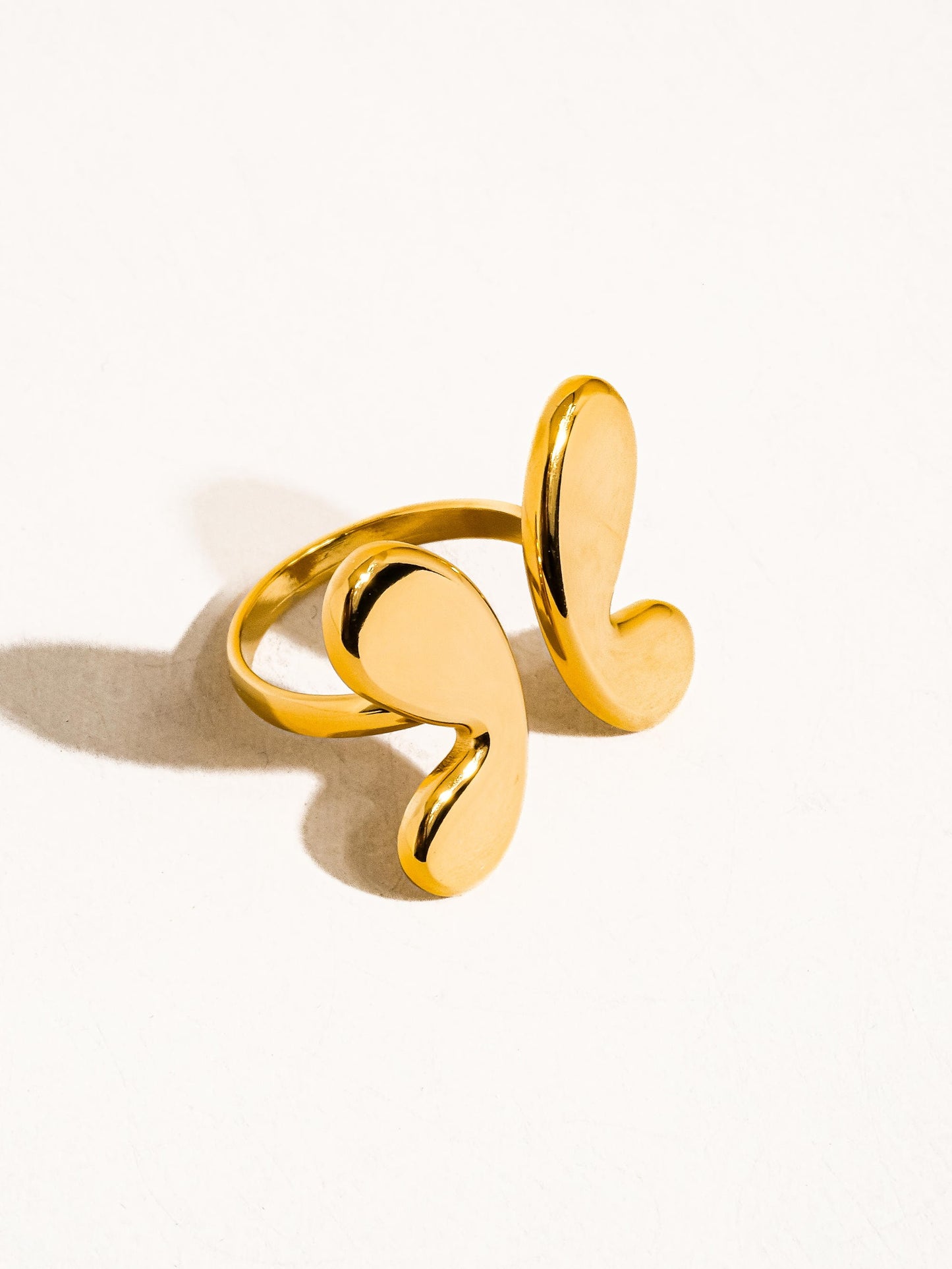 18k Gold Butterfly Ring