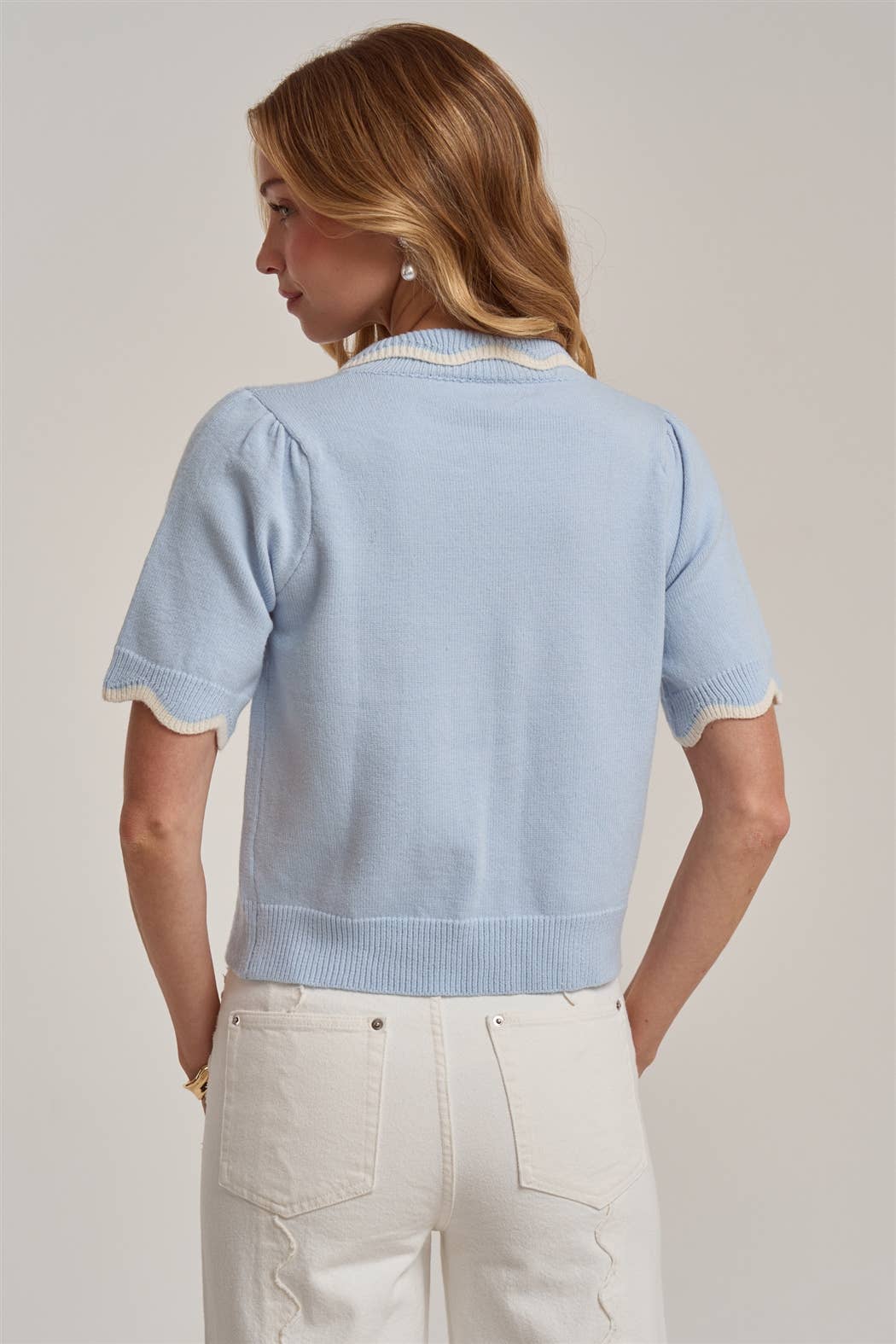 Scalloped Button Top