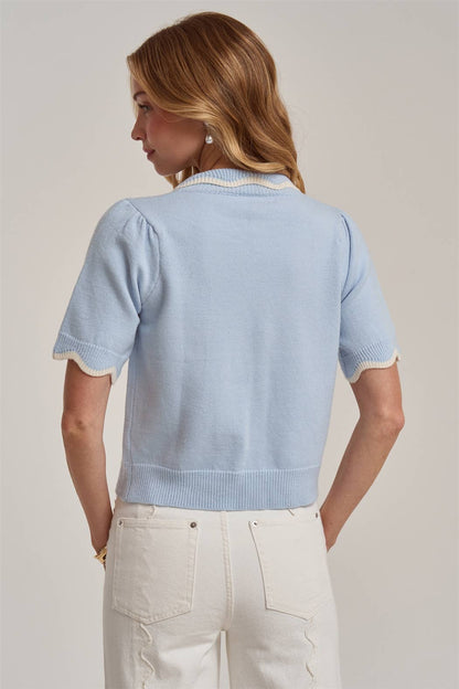 Scalloped Button Top