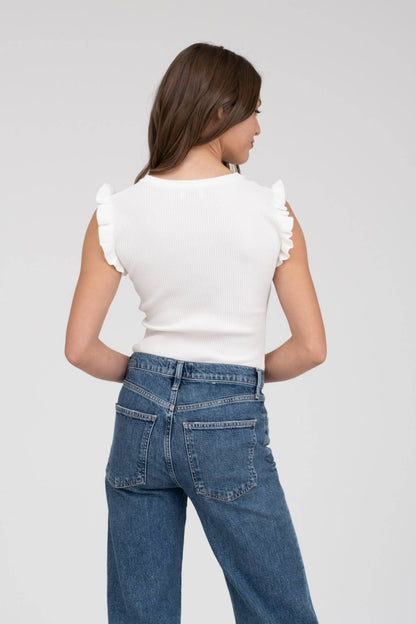 RUFFLE SLEEVELESS SWEATER KNIT TOP