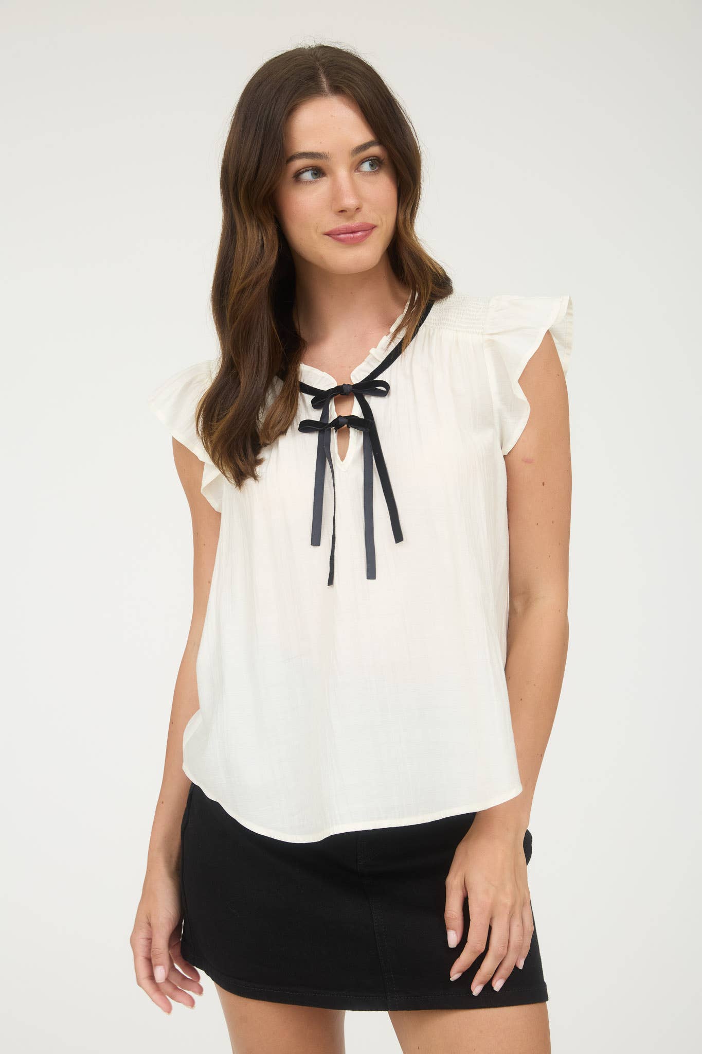 CONTRAST FRONT TIE BLOUSE