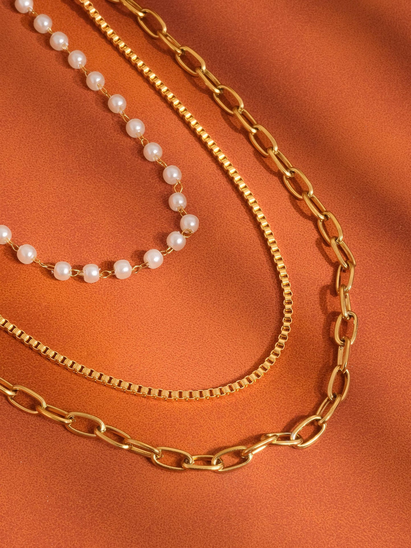 Cadeaux Pearl Necklace