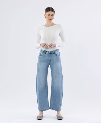 HIGH RISE MEDIUM LIGHT WASH WIDE BARREL JEANS