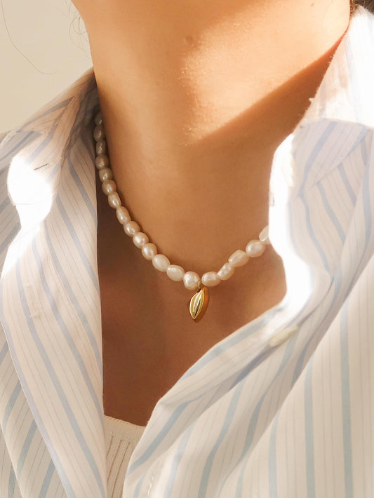 Classic Pearl Necklace